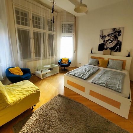 Treestyle Deluxe Rooms Budapest Exteriör bild
